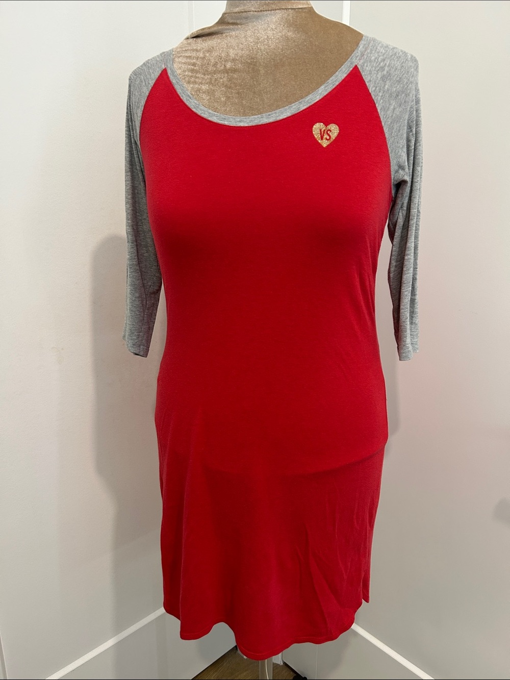 Victoria's Secret Red & Grey Raglan Sleepshirt Nightgown - Size M
